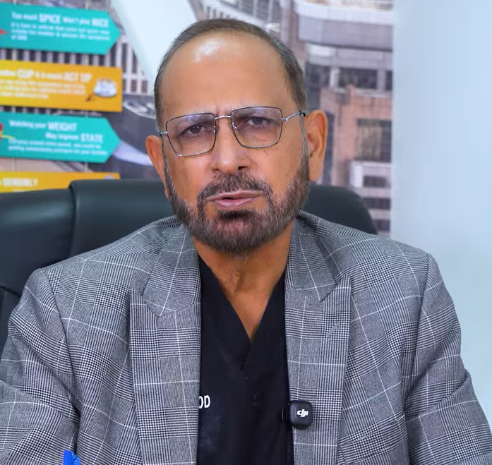 Dr. Arshad Mahmood